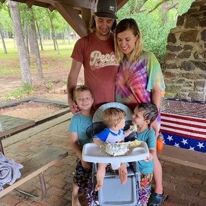 Meet your Posher, Mikayla